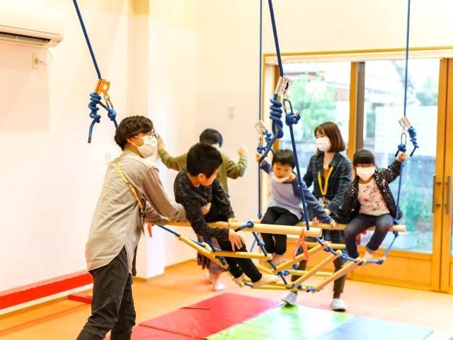 【作業療法士】多機能型施設/残業ほぼなし◎/賞与年2回＋ミニボーナスあり！/充実の教育体制＆福利厚生◎/「ぽかぽか・あたたか」な支援を♪/⽉給25万円〜/正社員/資格必須