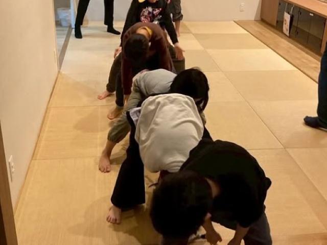 【臨床心理士/公認心理師】放課後等デイサービス/年間休日120日以上/日祝休み◎/借り上げ社宅あり/成功体験をサポートし、一人ひとりの自立を支援♪/月給25万円～/正社員/資格必須の写真1枚目