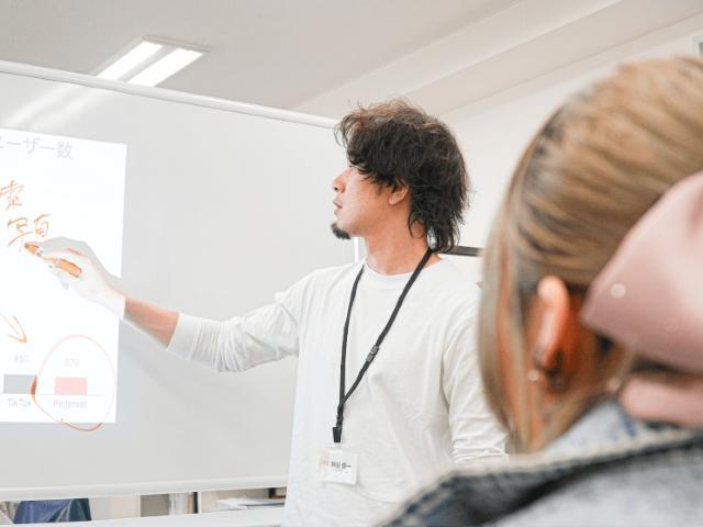 2026年春オープン！【サービス管理責任者】就労継続支援B型/年間休日120日◎/ご利用者の理想の就労をサポート/自分らしい生活を見つけるお手伝い♪/月給33万円～/正社員/資格必須