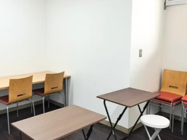 【児童指導員】放課後等デイサービス/完全週休2日制/年休110日◎/実働時間短め/子どもたちに笑顔の花を咲かせる♪/一人ひとりの可能性を引き出す支援/月給20万円～/正社員/資格必須