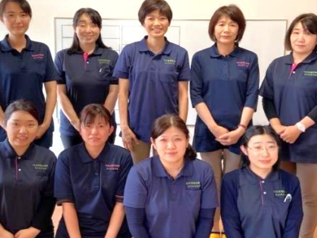 【作業療法士】放課後等デイサービス/週休2日制/月9日休み/心ゆたかな育ちと笑顔をサポート/運動や楽しい活動の中でニガテを「好き」に変えていく♪/月給21.5万円～/正社員/資格必須