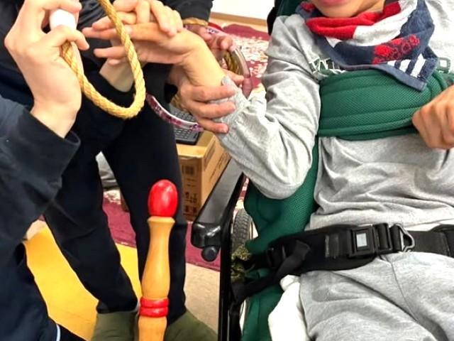 【児童指導員】月給21.7万円～/多機能型施設/日曜休み/送迎できる方は無資格可/残業ほぼなし◎/重心児を対象に、多彩な遊び・機能訓練・体験で豊かな感性を育む♪/正社員/資格必須/