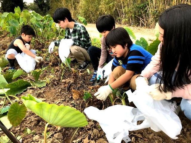 【児童指導員】月給25万円～/放課後等デイサービス/土日休み◎/年間休日120日/積極的な資格取得支援あり/学習やアウトドアなど、のんびりまったり楽しめる施設♪/正社員/資格必須/