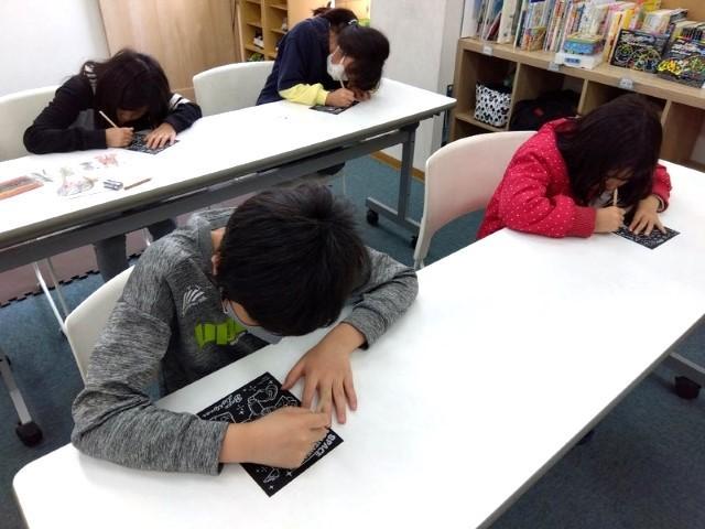 【保育士】月給22.1万円～/放課後等デイサービス/年休120日/充実の研修＆勉強会でさらに成長も◎/ライフキネティックトレーニングが主体の施設♪/正社員/資格必須/の写真2枚目