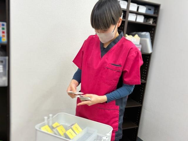 【児童指導員】月給31.8万円～/年間休日115日＆残業ほぼなし◎/送迎なし/168時間の研修で未経験でも安心♪/運動型の認知機能トレーニングジム/多機能型施設/正社員/資格必須の写真1枚目