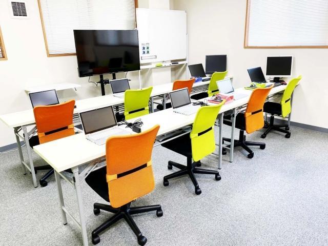 【保育士】放課後等デイサービス/日曜休み◎/週休2日制/最先端の学習プログラムを導入！/自信・達成感・集中力をはぐくみながら自立をサポート♪/月給24万円～/正社員/資格必須の写真2枚目