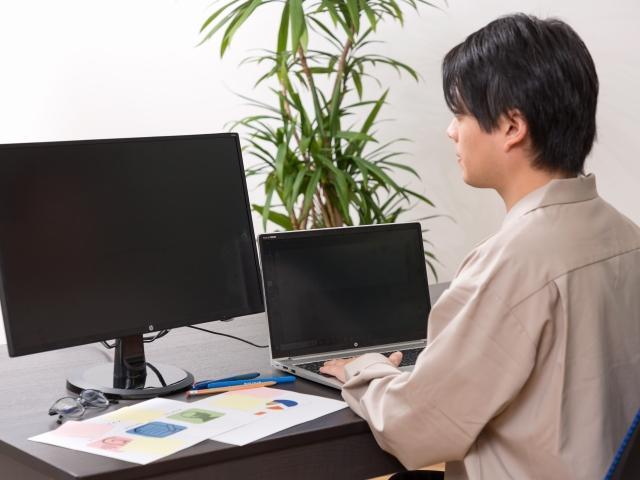 【サービス管理責任者（有資格者限定）】就労移行支援/日曜休み/年間休日125日/研修＆OJT充実！/ITスキルを中心に、自分らしく生きるための学びを支援♪/月給24.9万円～/正社員の写真1枚目