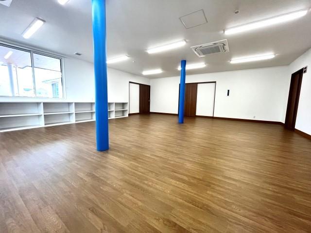 【サービス管理責任者（有資格者限定）】生活介護施設/年間休日113日/残業ほぼなし/栃木・群馬で複数の療育施設を展開する法人◎/ご利用者の笑顔をサポート♪/月給30.5万円～/正社員の写真1枚目