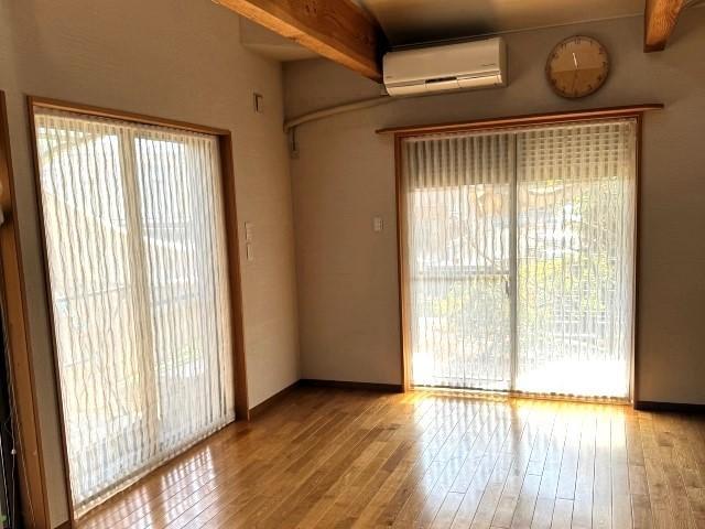 【児童発達支援管理責任者】多機能型施設/正社員/資格必須/⽉給32万円〜/年間休日120日/日・月固定休み♪/あたたかく静かな空間で子どもたちの心を育む◎