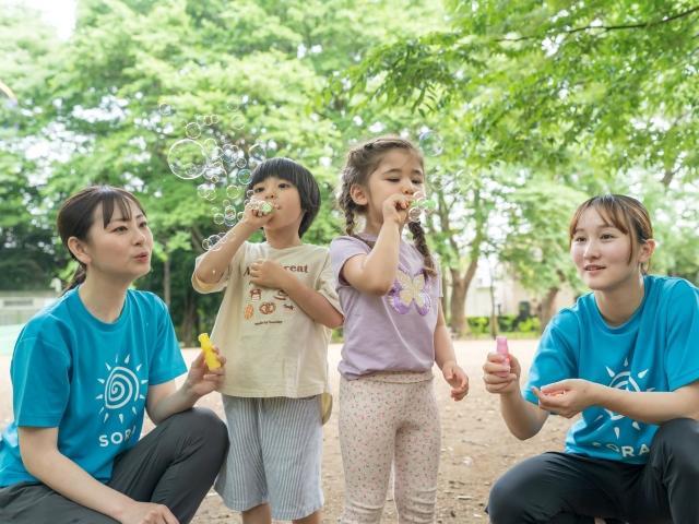急募【言語聴覚士】月給27.6万円～/完全週休2日制/「1対1×オーダーメイド療育」で子どもたちのための支援を♪/多彩な資格者＆自社研究機関でさらに成長◎/多機能型施設/正社員/資格必須の写真6枚目