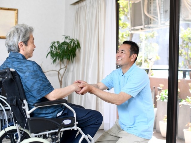 【サービス管理責任者】共同⽣活援助/ブランク可/研修・資格取得制度あり!スキルアップを目指せる♪/宮崎県内で障がい福祉事業を複数展開中の法人◎/月給25万円~/正社員/資格必須